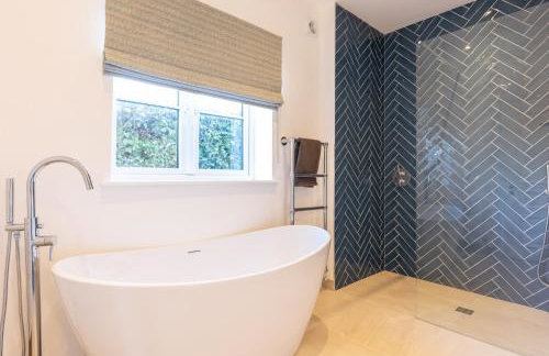 Golwg y Lan - A stunning home for 10 with sea views - Foto 26