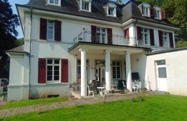 ZM23, Single Room with private Balcony - Foto 1