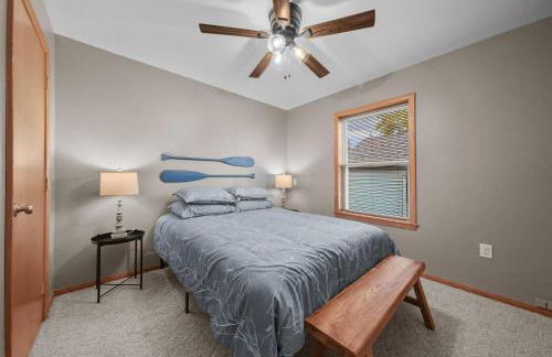 Sauna, Game Room, and Beach Front on Houghton Lake - Foto 50