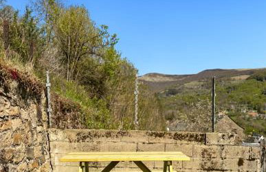 Gîte Rénové - Vue Imprenable Montagne - 2 Chambres - Photo 22