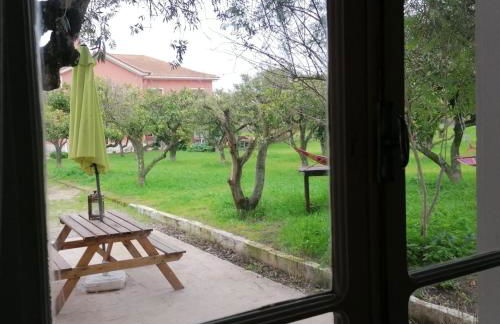 Casa das Laranjeiras e parque infantil - Foto 29