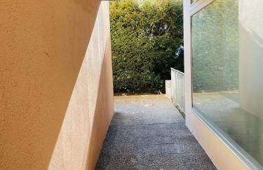 SunnyF2- EuroAiport-Basel-TrainStation-CityCenter - Photo 8