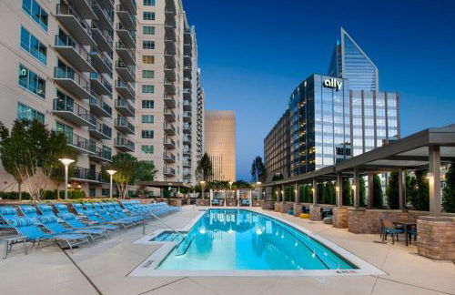 2BR Fully Furnished Apartment Uptown - BOA Stadium apts - Foto 19