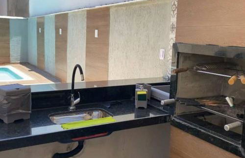 Casa com piscina, grande e espaçosa no Condomínio dos Pássaros - Foto 4