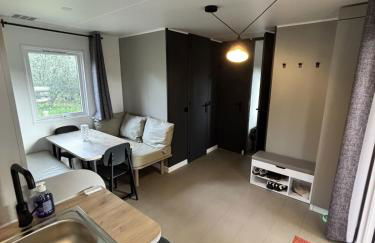 Mobile home 2ch-4 pers au camping Le hameau des Pins - Foto 9