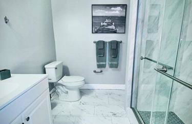 Secret Serenity! Roomy! Pool! 5 min from Beach! - Photo 14