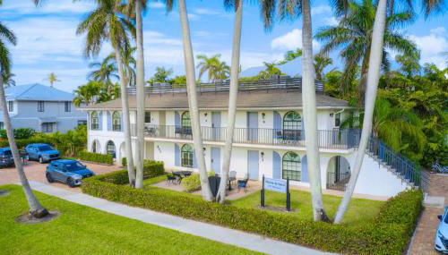 Le Malo Vacation Rental - Photo 4, Garden view