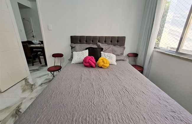 Lindo Apto entre Botafogo e Copacabana - Foto 3