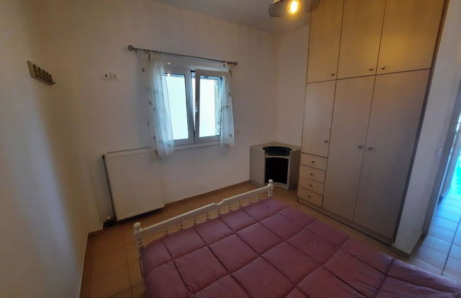 Crete Country Escape 2 Bd w Patio - Photo 4