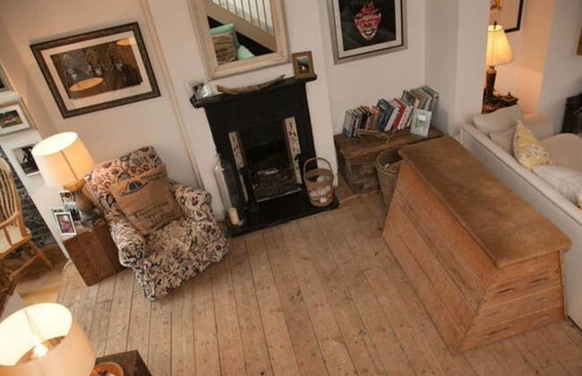 2 Bedroom House Next to the Sea, Lots of Fun! - Photo 1