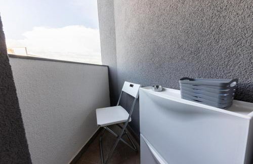 New Studio for 2, Free Private Garage Spot, Wi-Fi, 200 m from Mall of Split - Foto 19