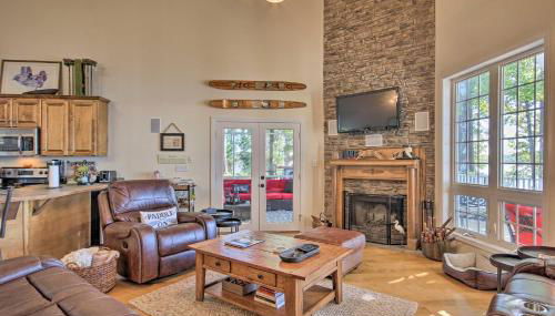 Lakefront Paradise with Fire Pit - Dogs Welcome! - Foto 4