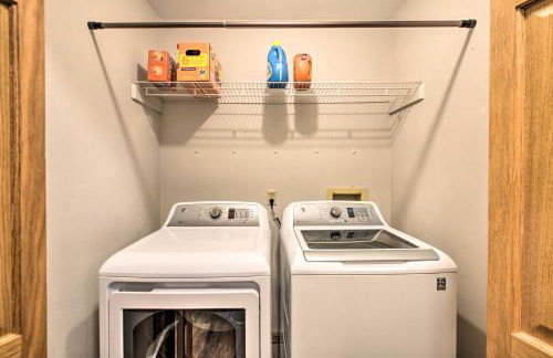 Family Home with Deck, Yard, Dock on Rock River - Foto 33