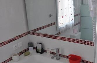 Villa Cléa, belle propriété provençale, jardin, piscine, au calme - Foto 14