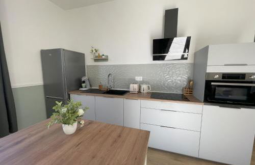 Élégance & Confort au Cœur de Cholet ! - Foto 7