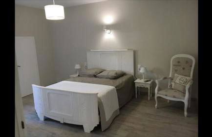 GITE IZALIN AVEC SPA A 20 min du Puy du Fou - Foto 8