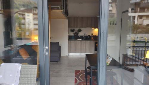 Roomy studio near town and ski lift, free WiFi and parking - Foto 5