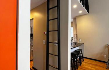 3Br 2Bath Midcentury Ski Chalet with Hot Tub & Kids' Loft - Photo 19