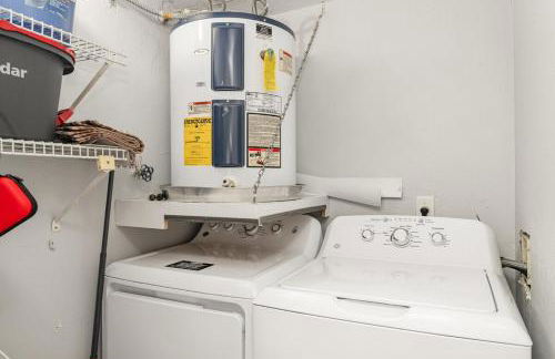 Peaceful 2Bd 2Bth Pondside Condo - MaryEtta - Foto 35