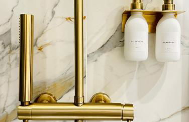 L’émeraude - Superbe studio tout équipé + parking - Foto 5