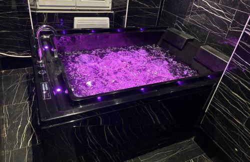 Love rom, jacuzzi - Photo 9