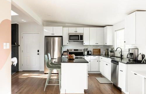 Chic Mid-Century Home Near Olde Town Arvada - Foto 16