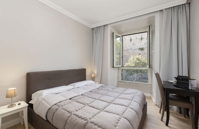 Rhome Hosting - Photo 4