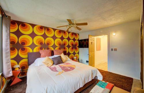 Retro 1970's Rollercoaster House 5 Mins from Cedar Point - Photo 8