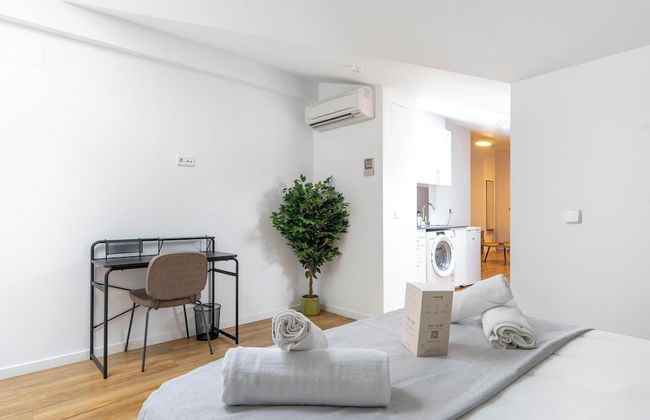 Limehome Madrid La Bolsa - Photo 15