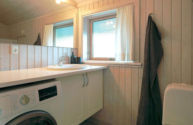 8 Person Holiday Home in Dronningmolle - Foto 10