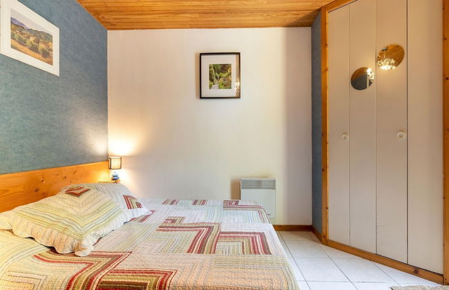 Tranquil Villa in Les Salelles - Photo 4