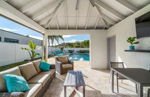 Beach Lux - Heated Pool with Infinity Spa, Cabana, BBQ, Golden Tee - Walk to Beach - by Maven Vacation Rentals - Foto 30