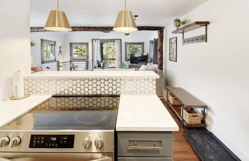 Skipper's Cabin - Photo 14