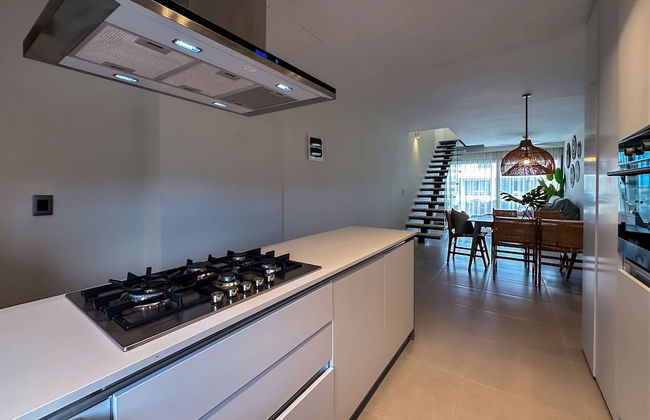 4 Bedroom Beach Penthouse w Private Rooftop - Foto 8