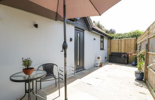 Barrow Lodge - Photo 1