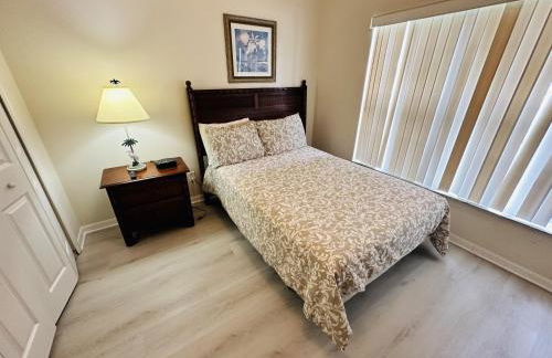 Spacious, Open Layout And Pool Relaxation! - Foto 12