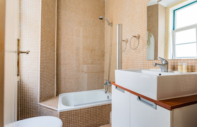 1BR Apartment - Downtown Lisbon - Chiado - Foto 40