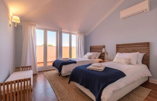 Luxury Colina Park - Photo 31