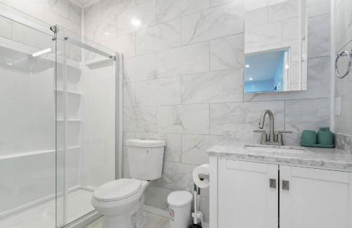 Luxe Retreat! Bar|Rooftop DT Views|Hot Tub|Arcade - Foto 31