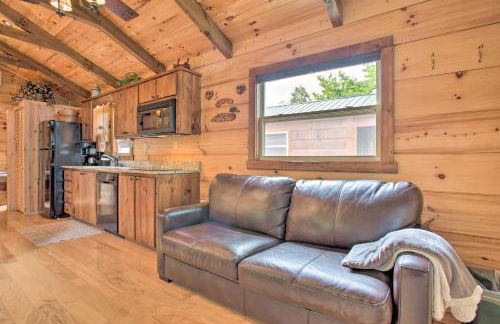 Hike, Sip and Unwind! Mill Spring Cabin Near Winery - Foto 6