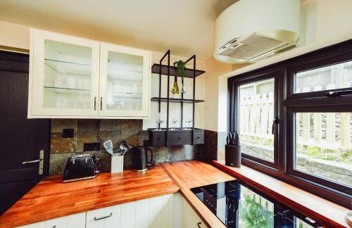 Cottage near Matlock Bath & Cromford - Photo 24