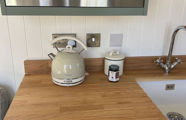 Luxury Shepherds Hut Near Glamorgan Coast - Foto 12