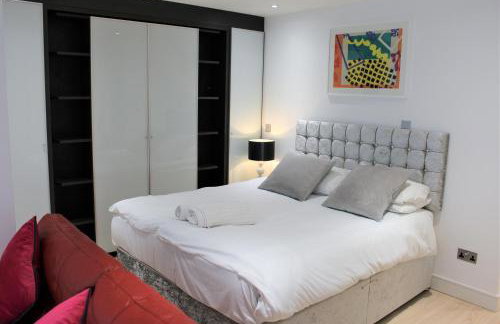 Work Rest and Stay at Gunwharf Quays - Foto 9