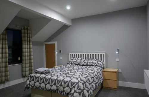 1 bed Apt close to Leeds Arena Sleeps up to 4 people F4 - Photo 12