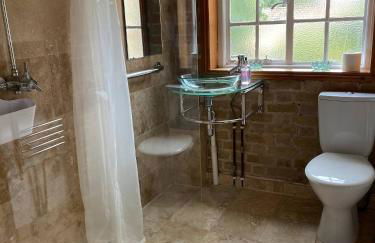 4 BR 2 Bathroom House Parking Garden St Neots Town Centre - Foto 48