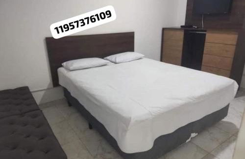 Apartamento mobiliado prédio frente ao mar - Foto 2