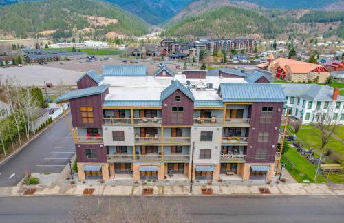 Large Studio Condo with Full Kitchen, Ski, Bike, Beautiful Balcony Views Hottub Fireplace - Foto 10