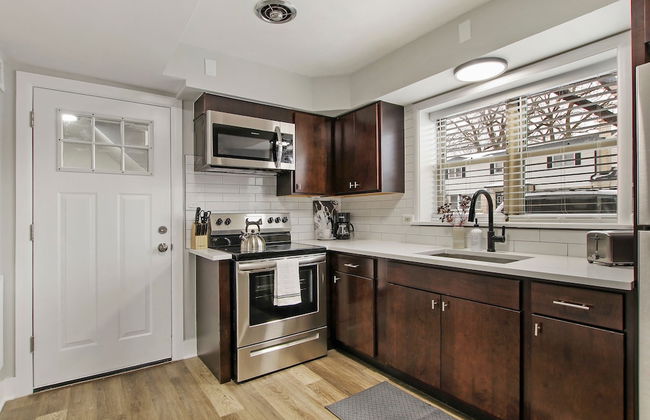 Fascinating 1BR Apartment in Skokie - Foto 10