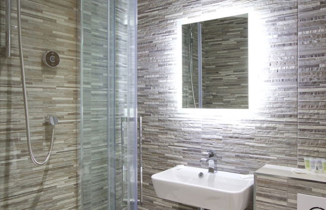 Railway Apartments - Photo 37