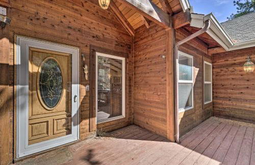 Wraparound Deck Woodland Cabin in Lake Arrowhead - Foto 30